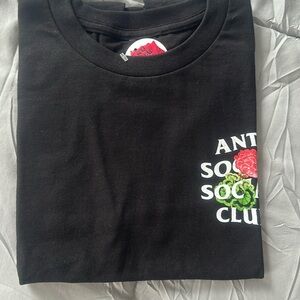 Anti Social Social Club tshirt